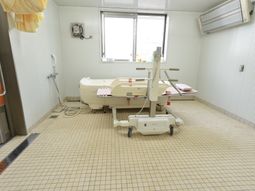 清潔な浴室の一角