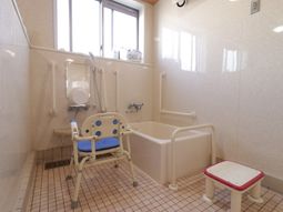 バリアフリー浴室設備