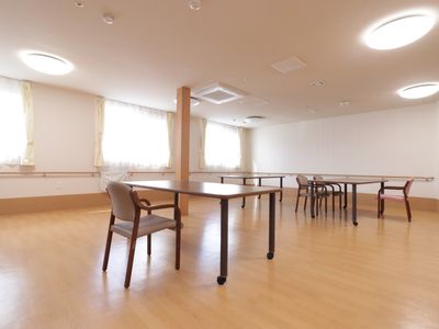 明るい空間の機能訓練室