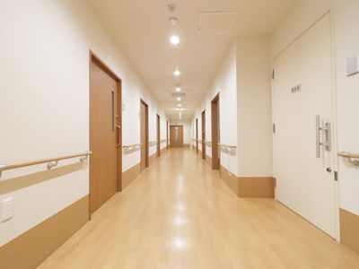 明るい廊下の様子