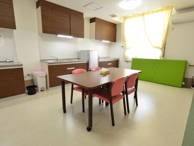 明るいダイニングキッチン