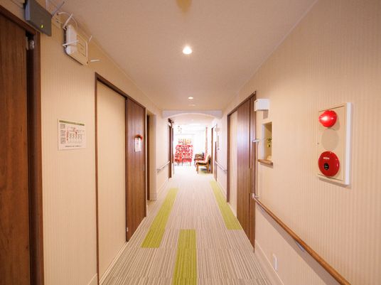 明るい廊下の様子