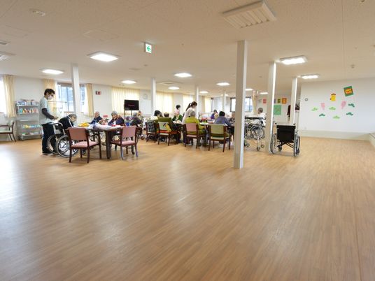 居心地の良い施設の食堂