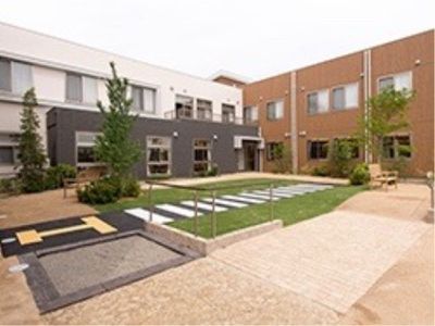 落ち着いた雰囲気の中庭