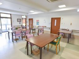 明るいダイニングエリア