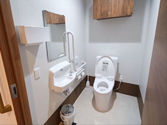 清潔な手洗いトイレ空間