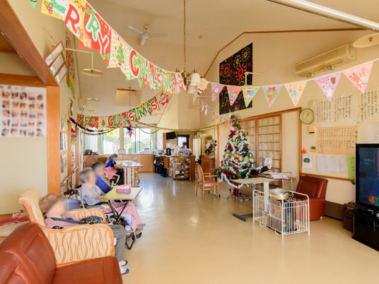 クリスマス飾りの共有スペース