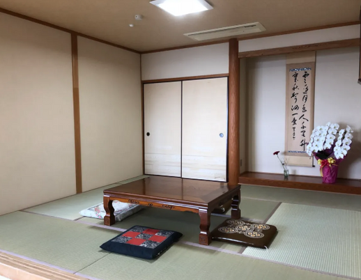 落ち着いた雰囲気の和室