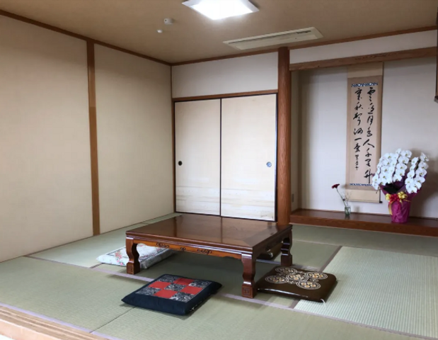 落ち着いた雰囲気の和室