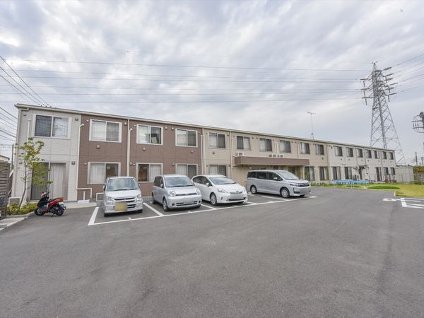清潔な外観の建物