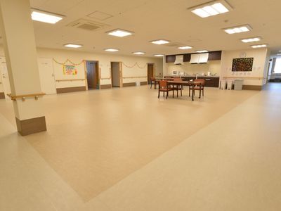 広々とした多目的空間