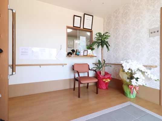 安心感ある入り口スペース