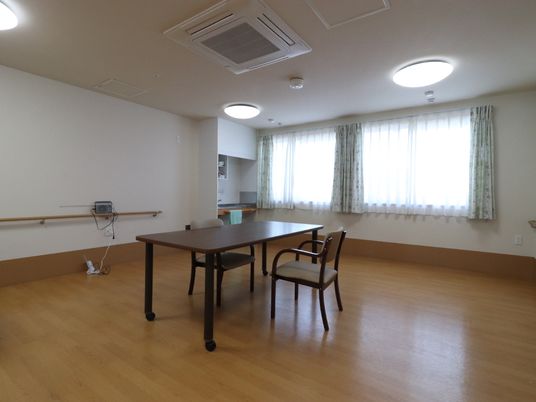 清潔な多目的スペース