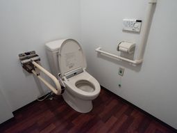 バリアフリートイレ