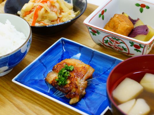 手の込んだ和食の一例