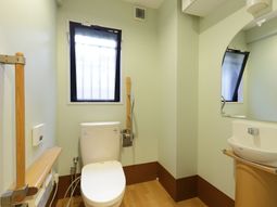 清潔なトイレ設備
