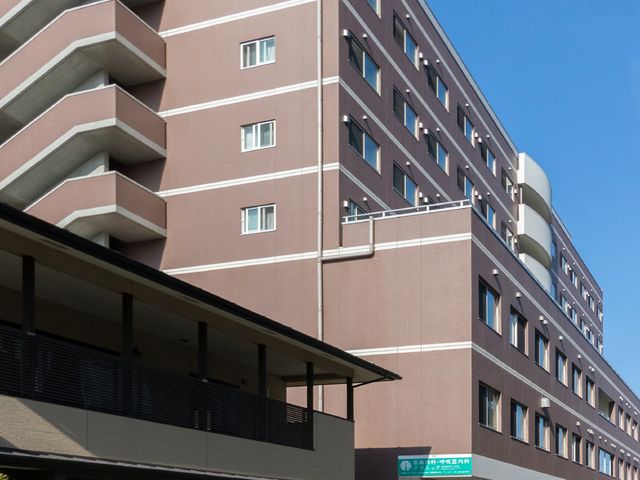 施設の明るい外観 外観 清潔感のあふれる外観と大きな入口が迎えてくれます。