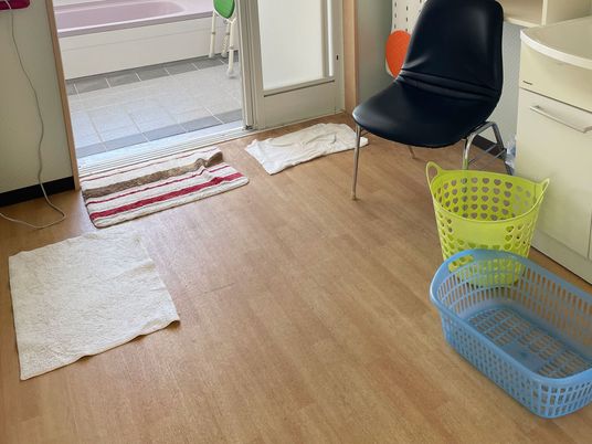 洗濯物のある居室  