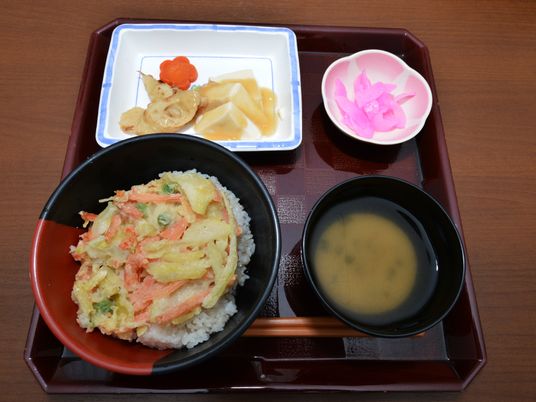 バランス良い和食膳