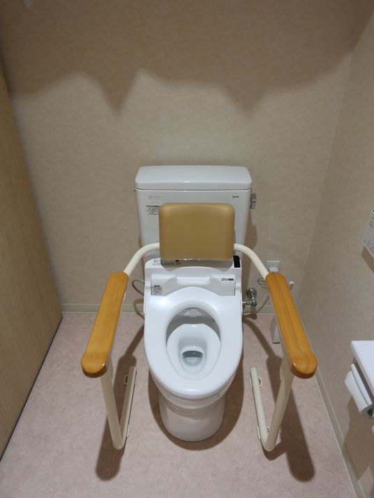 バリアフリー対応トイレ
