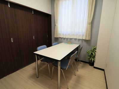 シンプルな洋室