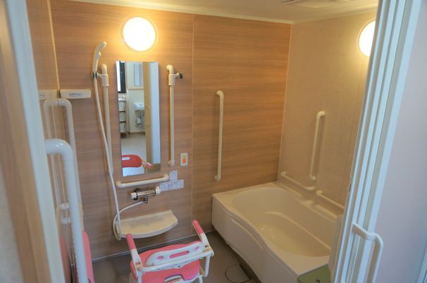 介護サポート付き浴室