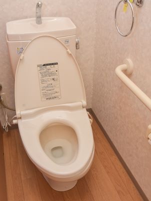 清潔なトイレ設備