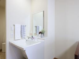 清潔な洗面スペース