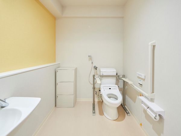 バリアフリーのトイレ設備