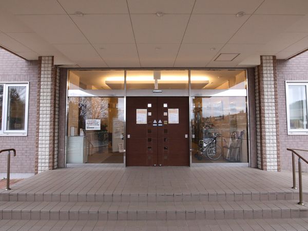 エントランスの正面入口