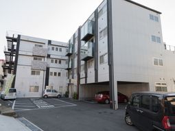 清潔な外観の建物