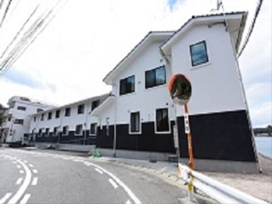 キレイな新施設の外観
