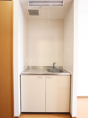 清潔な洗面台のある空間