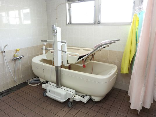 快適な介護用浴室