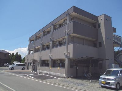 きれいな施設外観