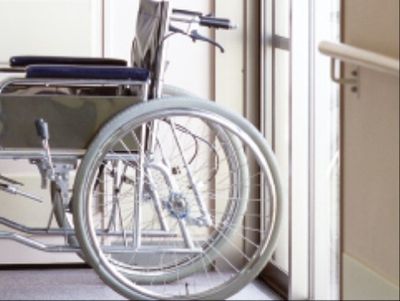 車椅子近くの廊下のイメージ
