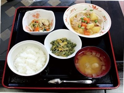 バランスの良い食事提供