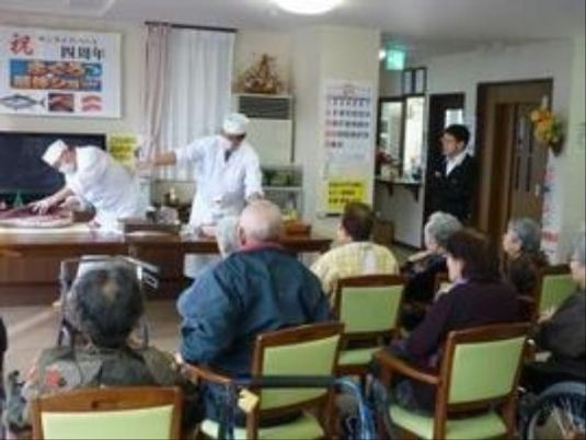 楽しい料理実演の居室