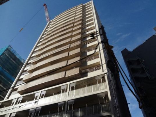 高層の職場外観
