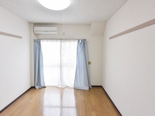 清潔な空間の居室
