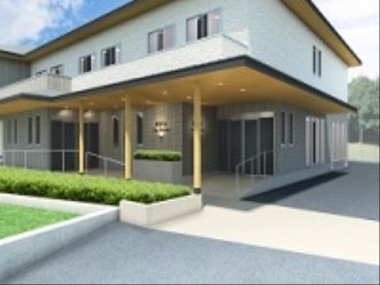 明るく広い施設の外観