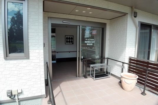 清潔なエントランス
