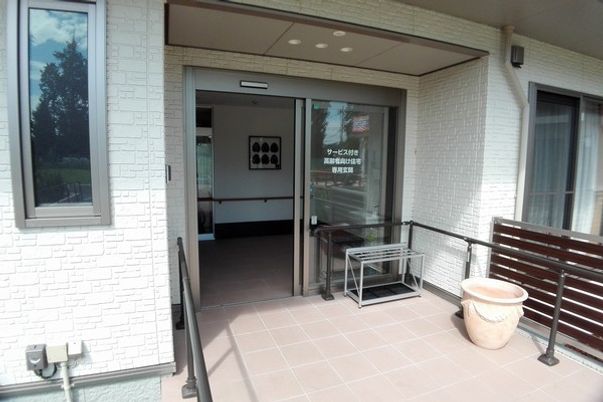 清潔なエントランス