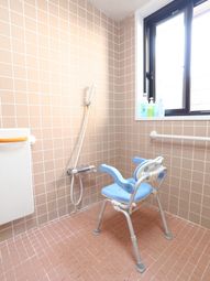 浴室のリフト設備