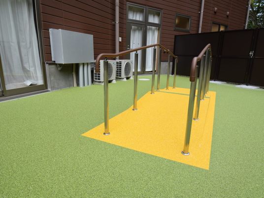屋外の歩行練習路です  