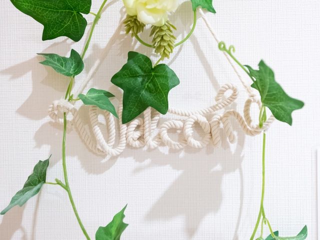 壁掛け装飾アート 壁面装飾 壁に飾られた装飾は、訪れる人々に清々しい印象を与え、心地よい空間作りに一役買っています。