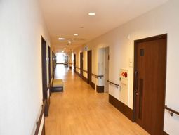 清潔感のある廊下