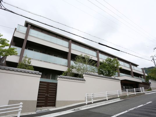 施設の外観