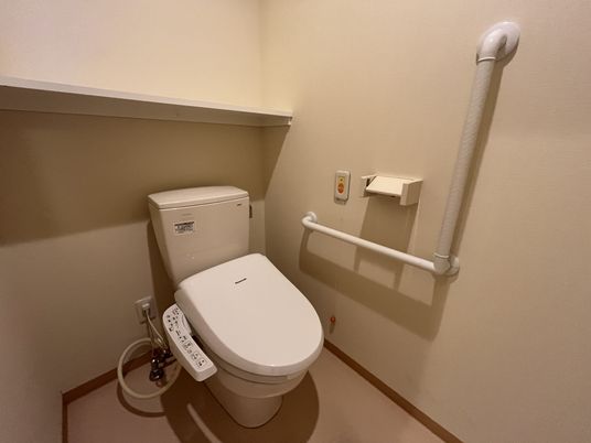 安全なデザインのトイレ