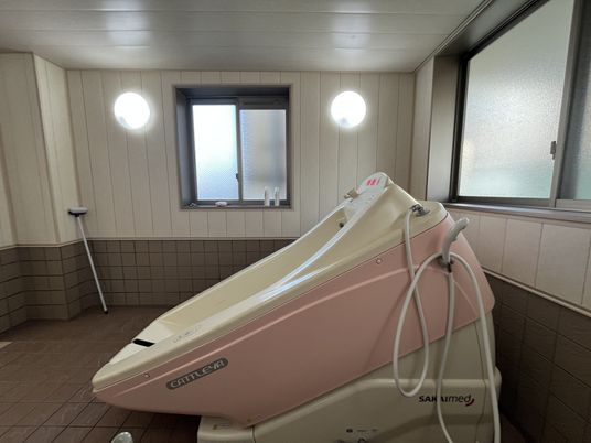 最新設備の浴室